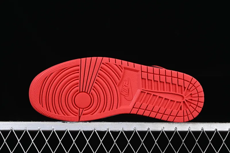 All categories Air Jordan Jordan series basketball shoes Air Jordan 1 High Z version Air Jordan 1 High OG "Satin Bred" AJ1 Joe 1 silk forbidden wear FD4810-061